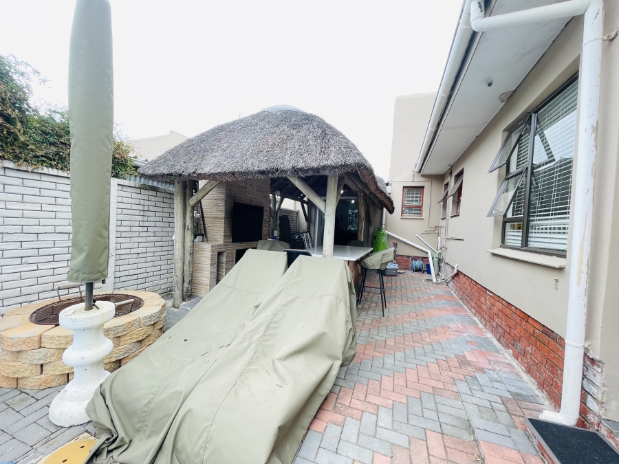 4 Bedroom Property for Sale in Abbotsford Eastern Cape